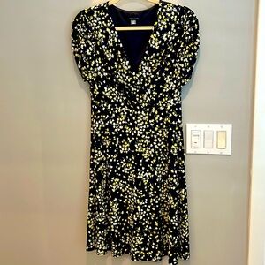 Field of flowers dress size 4 by Tommy Hilfiger, deep navy background, worn once